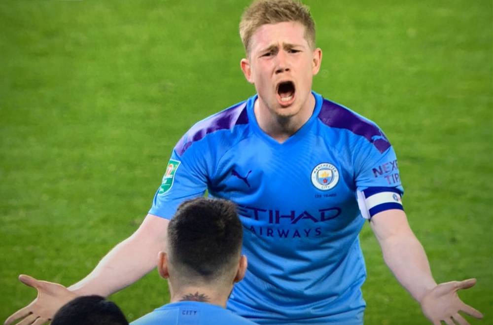 弗兰克：范德芬已经和伊萨克谈过了，他们之间没问题（弗兰克：范德芬已与伊萨克沟通，双方没有问题）