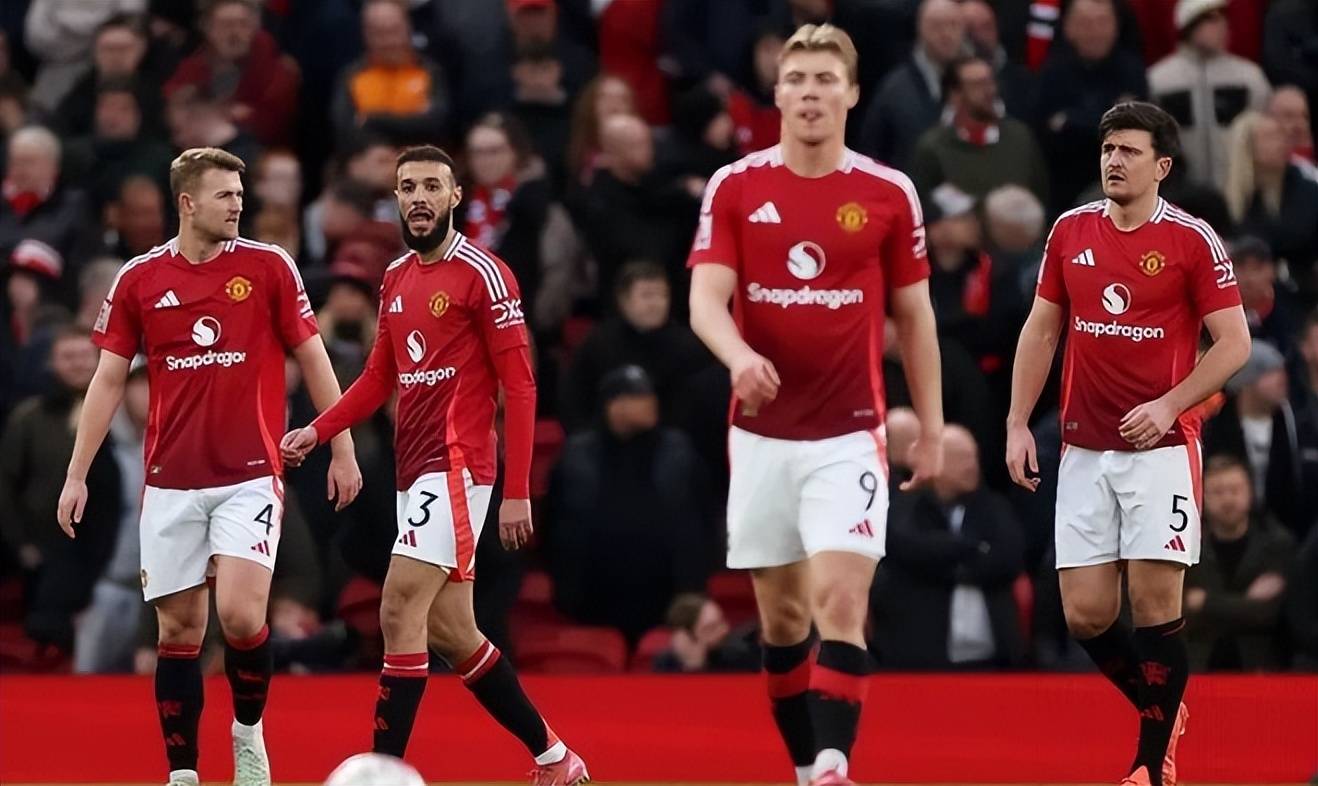 每体：西班牙人举办第三届“鹦鹉不离弃”活动，支持动物领养（每体：西班牙人举行第三届“鹦鹉不抛弃”公益活动，倡导动物领养）