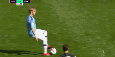 世俱杯末轮形势：2组或陷连环套 谨防对攻做局（世俱杯末轮前瞻：两组或陷连环博弈，警惕对攻诱局）