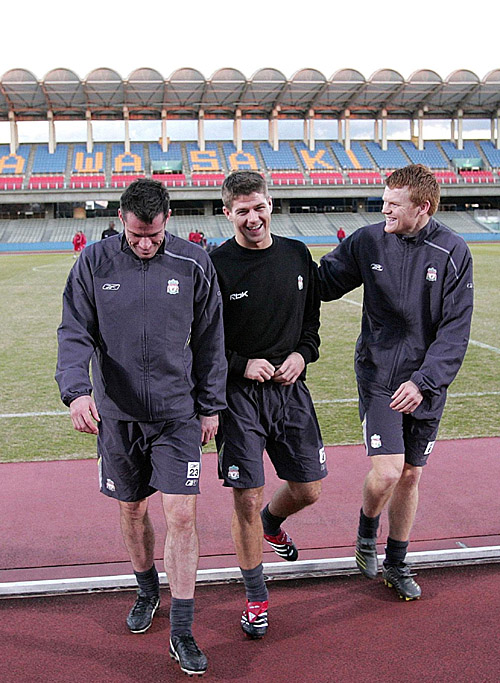 阿斯：皇马将在明夏900万欧回购尼科-帕斯，目前不考虑转售（阿斯：皇马计划明夏以900万欧回购尼科-帕斯，暂无转售打算）