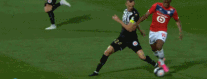 【头条】阿莱斯·奥帕特尔尼主场登顶环球马术冠军赛布拉格季后赛1.45米争时赛