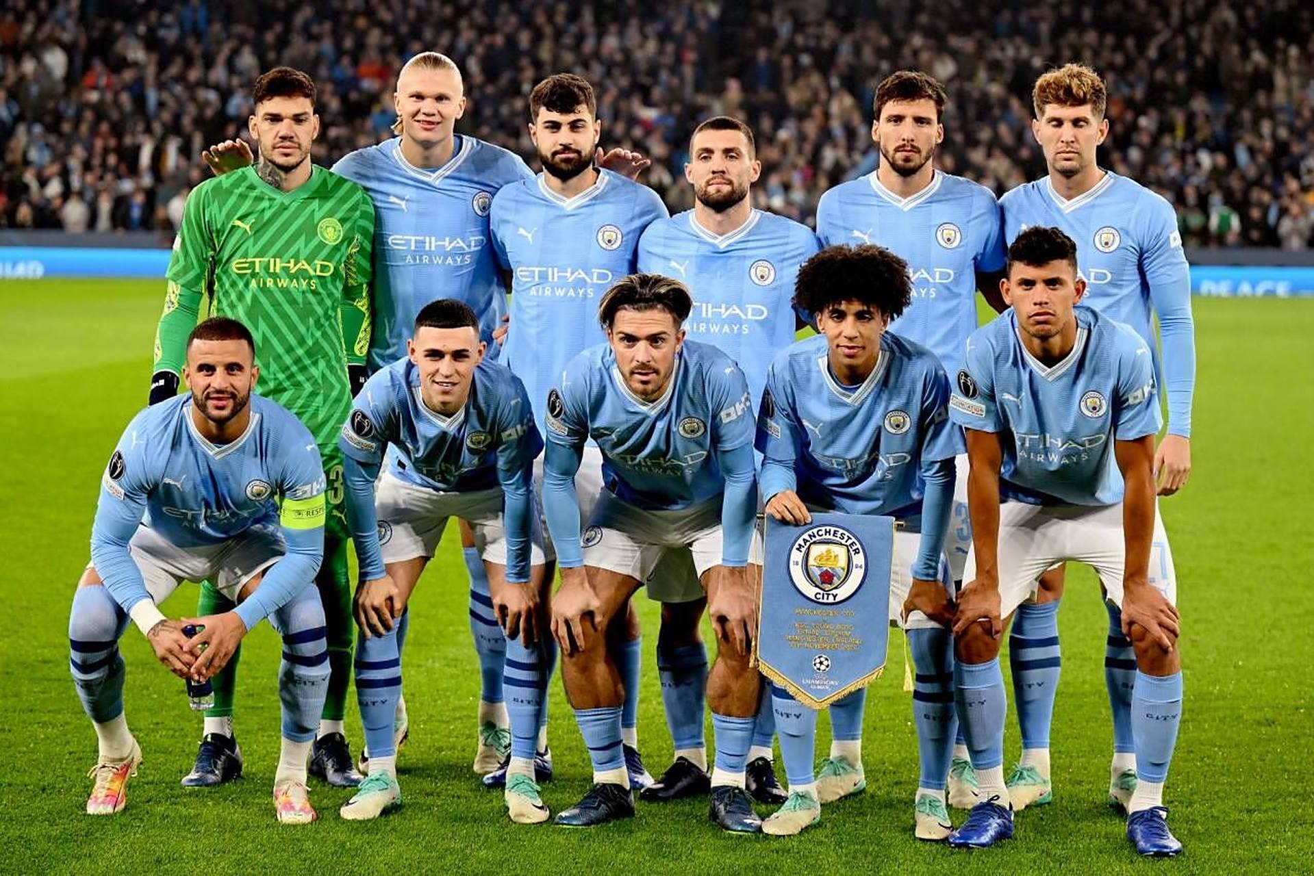 今天是北京时间2025年12月11日星期四,欢迎收看早报！（北京时间2025年12月11日（星期四），早报与您相约！）