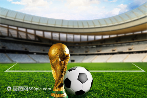 赫内斯遭拜仁球迷横幅抗议！前者近期曾呼吁废除50+1政策（呼吁废除50+1后，赫内斯遭拜仁球迷横幅抗议）