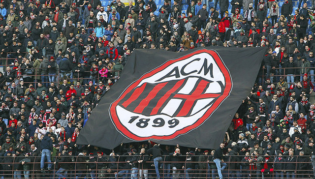 海斯：我感觉这支球队有很多的兄弟情谊，所有人都想保护彼此（海斯：球队充满兄弟情，人人都想互相守护）